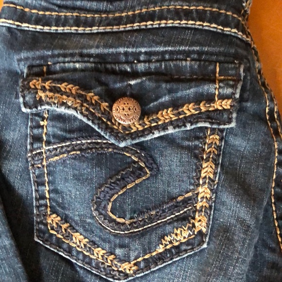 Great condition Silver Bootcut Jeans! Size 28 x 35 - Picture 2 of 5